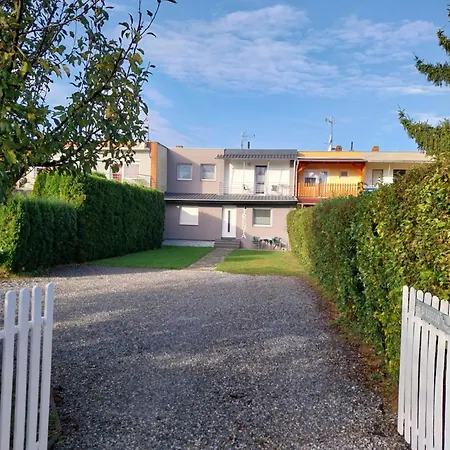 Trenta Buekfuerdo Apartmán Bük
