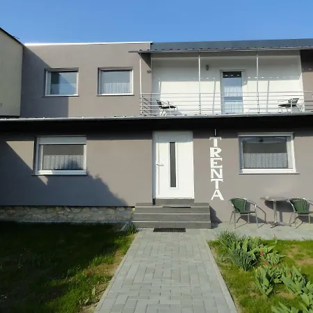 Trenta Buekfuerdo Apartmán Bük